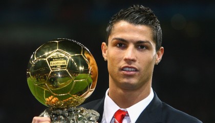 开云体育ios下载-帕尔马在意甲联赛中保级成功，表现令人惊喜。，帕尔马意甲冠军主力